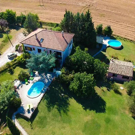 Casa Rustica Mit Privatem Pool Zur Alleinigen Nutzung Сasa de vacaciones *