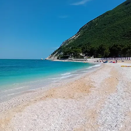 Сasa de vacaciones Casa Rustica Mit Privatem Pool Zur Alleinigen Nutzung Corinaldo